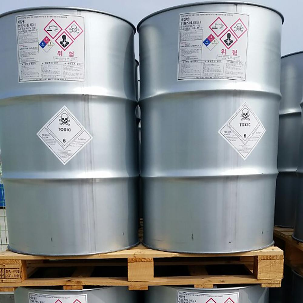 Used as a raw material for diverse chemical components PHENOL (Coagulates at room temperature)